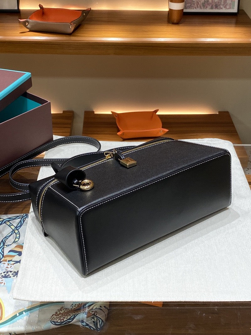 LOUI BLACK 27 IN CALFSKIN LEATHER