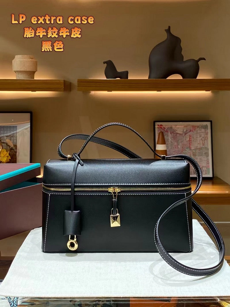 LOUI BLACK 27 IN CALFSKIN LEATHER