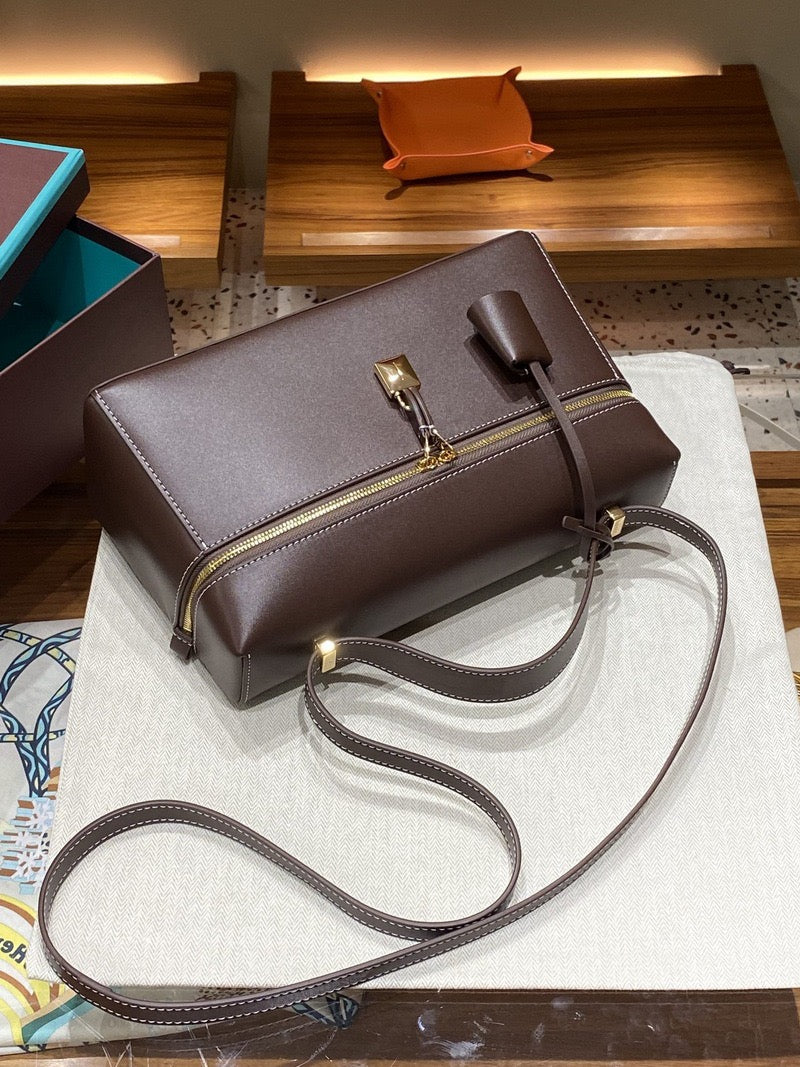 LOUI EBONY 27 IN CALFSKIN LEATHER