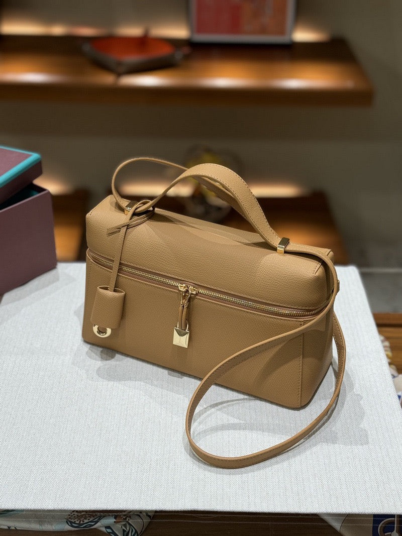 LOUI BISCUIT SLING 27 TEXTURED LEATHER