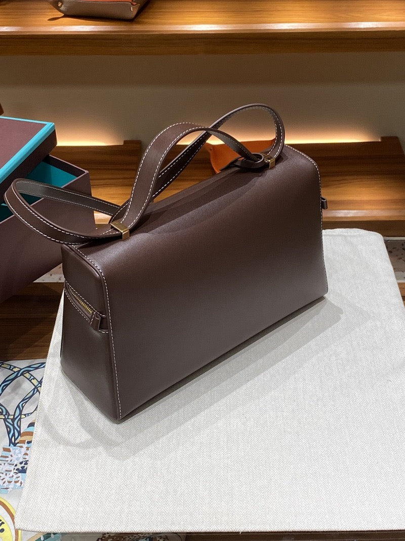 LOUI EBONY 27 IN CALFSKIN LEATHER