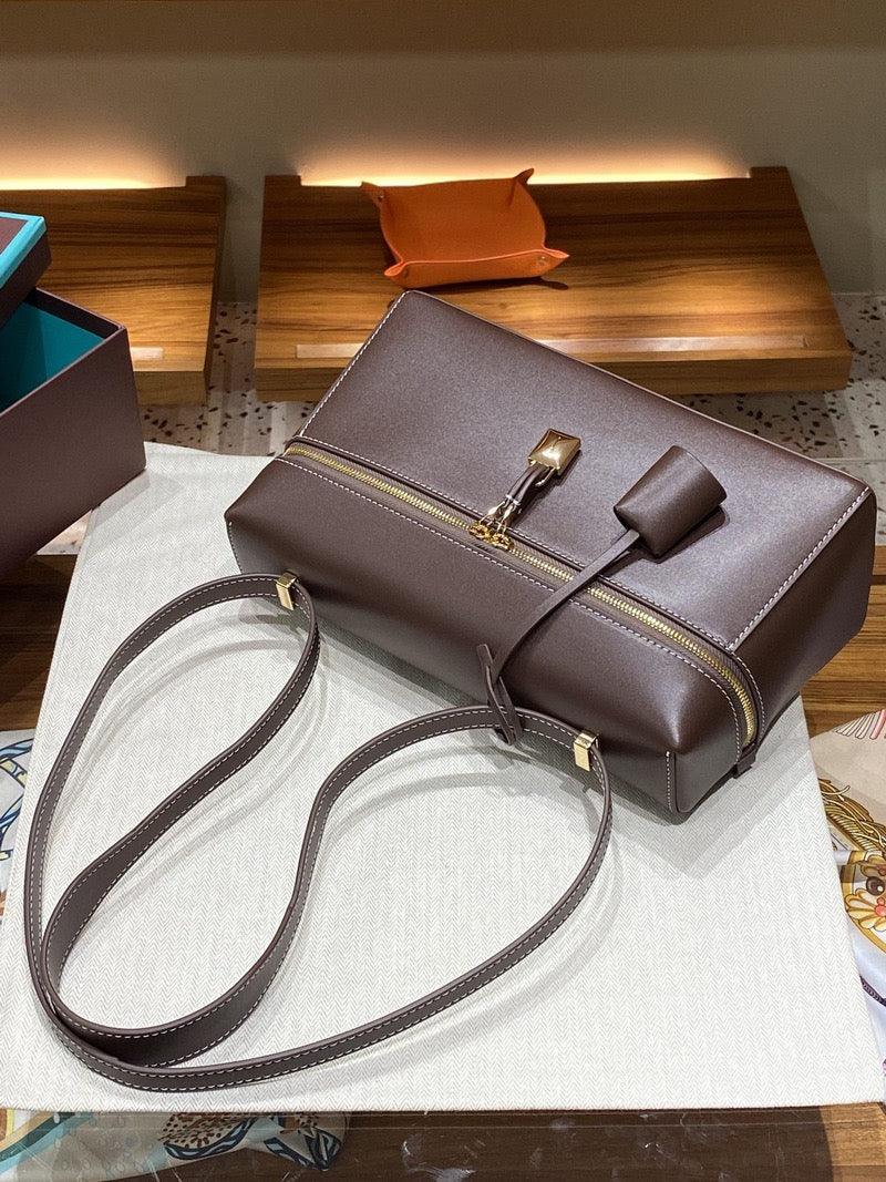 LOUI EBONY 27 IN CALFSKIN LEATHER