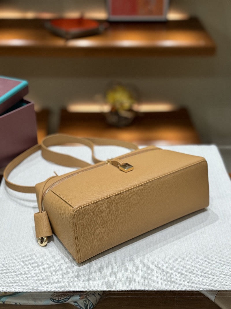 LOUI BISCUIT SLING 27 TEXTURED LEATHER