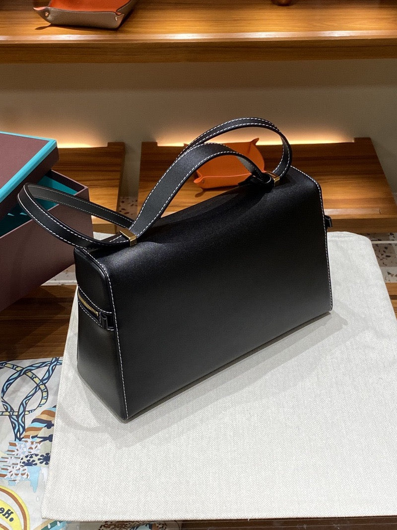 LOUI BLACK 27 IN CALFSKIN LEATHER